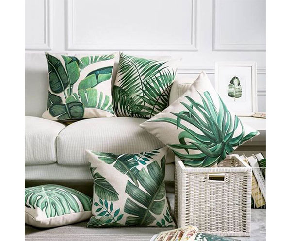 5 COJINES CON ESTAMPADO DE PLANTAS