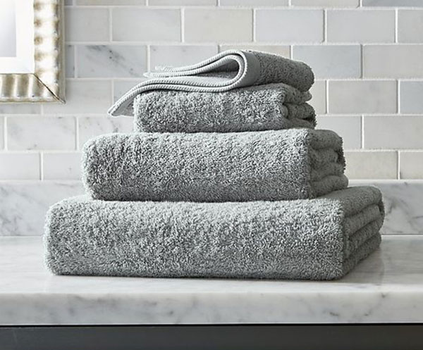 SET DE  4 TOALLAS  GRISES