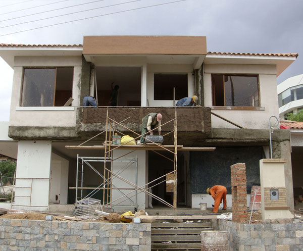 CONSTRUCCION, AMPLIACIONES Y REMODELACIONES